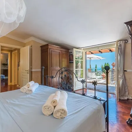 Fontespina 6, Emma Vila *