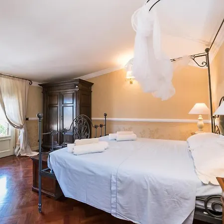 Villa Fontespina 6, Emma
