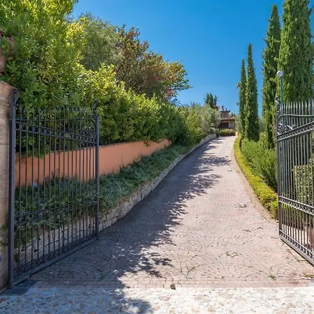 Fontespina 6, Emma * Acquaviva Picena