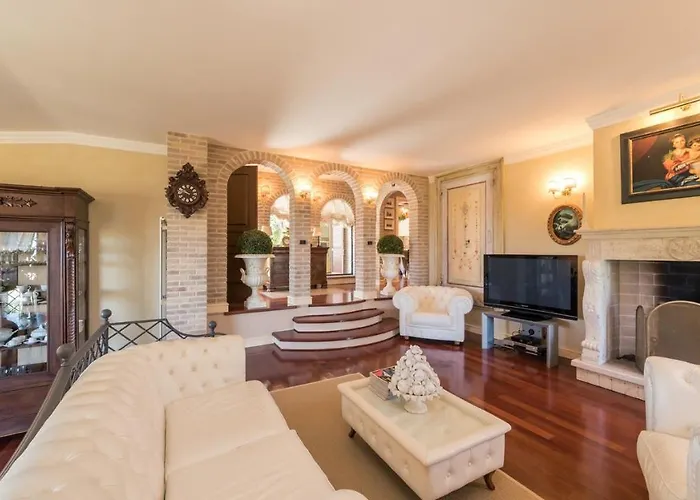 Fontespina 6, Emma Acquaviva Picena