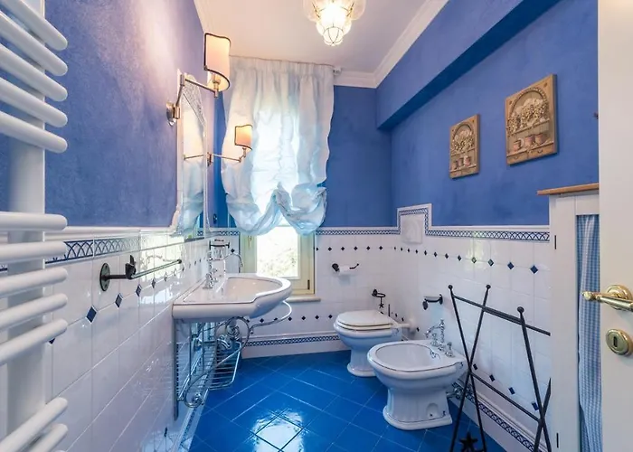 Fontespina 6, Emma Βίλα *